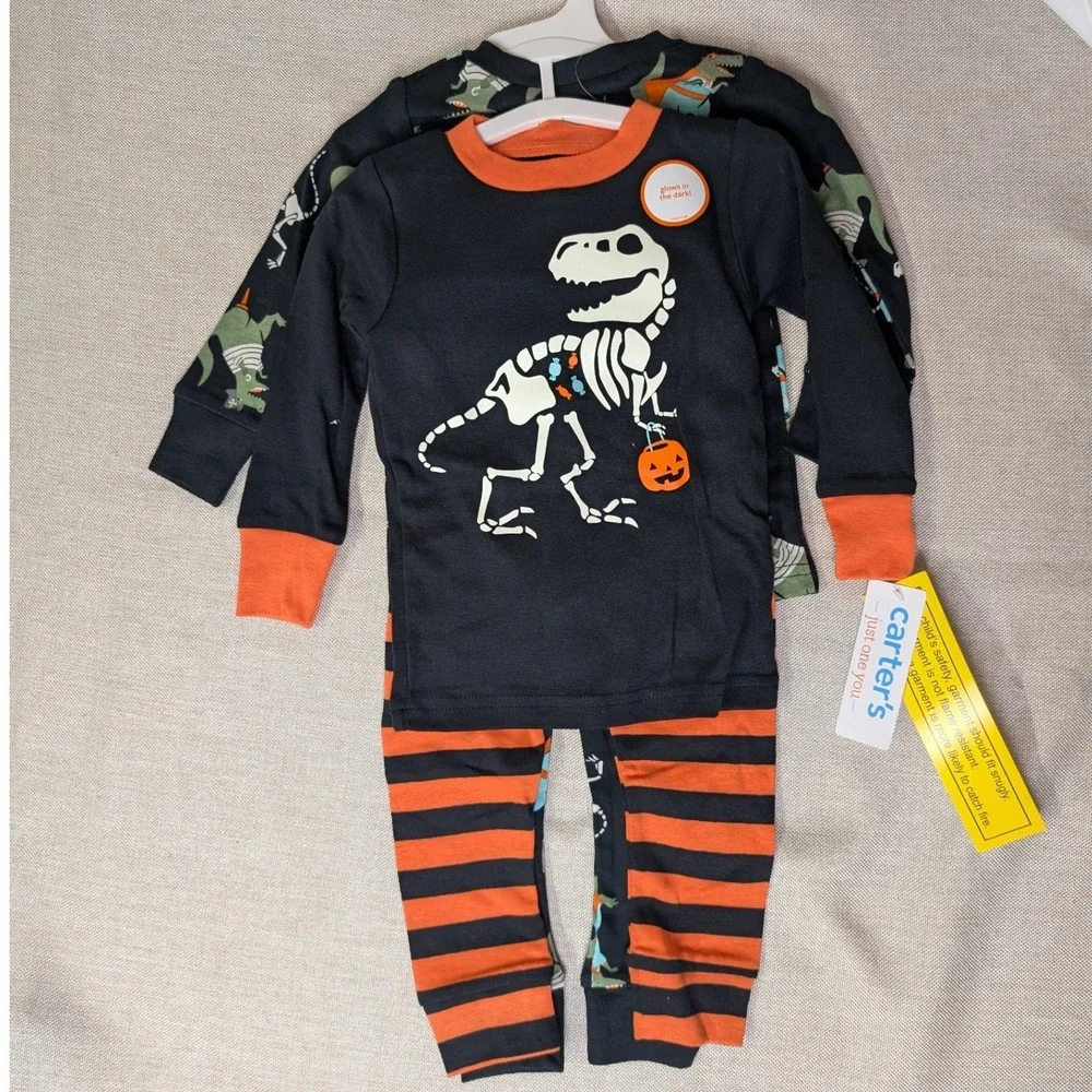 Carter's Pajamas Kids 12M Black NWT Glow Dark Dinosaur Halloween 2-Pack Snug Fit